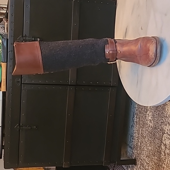 *** SOLD*** Tory Burch riding boot - Picture 8 of 16